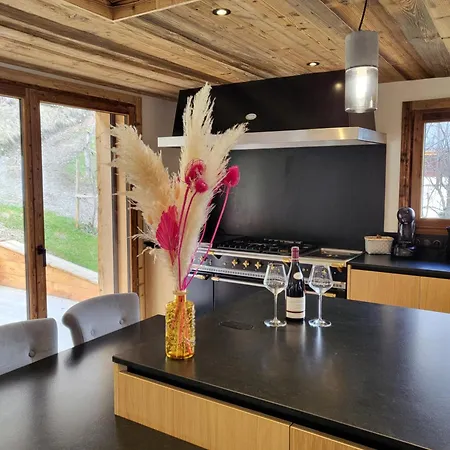 Les Cochettes Chalet *